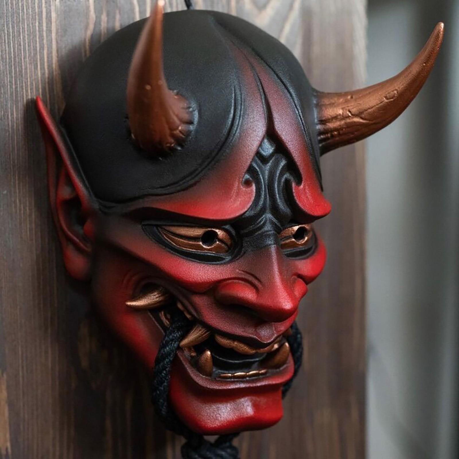 Japońska maska ​​demona na karnawał twarzy